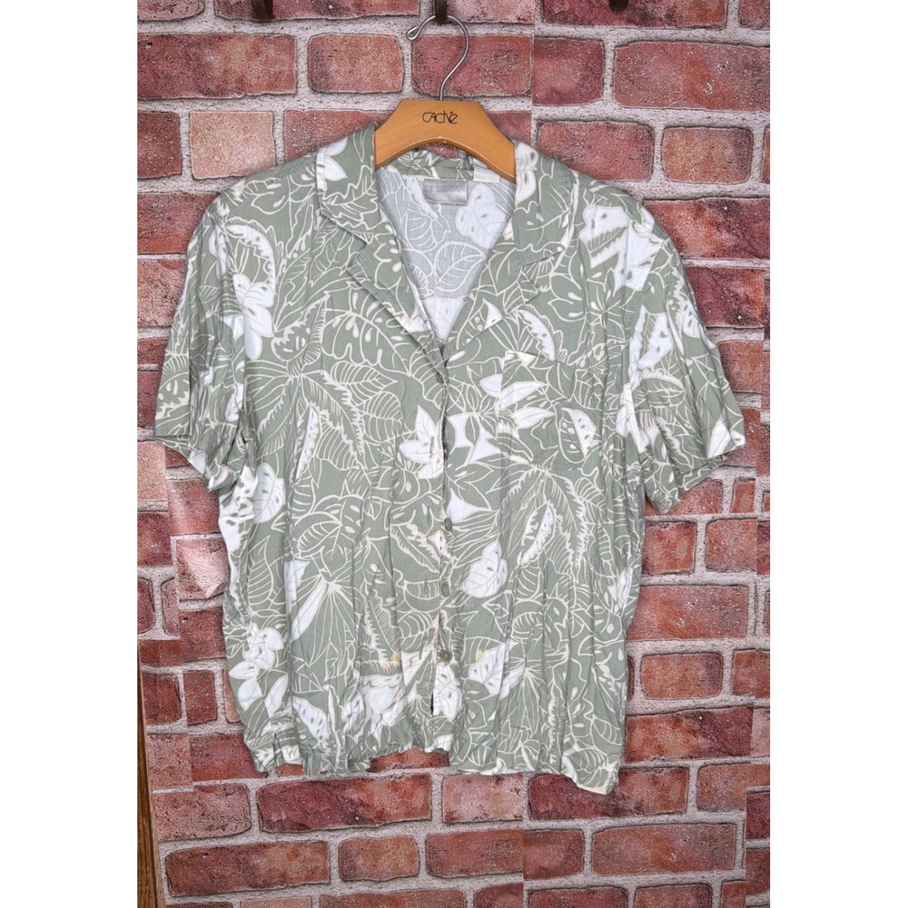 Erika Womens Medium Sage Green Tropical Leaf Print Short Sleeve Button Up Shirt